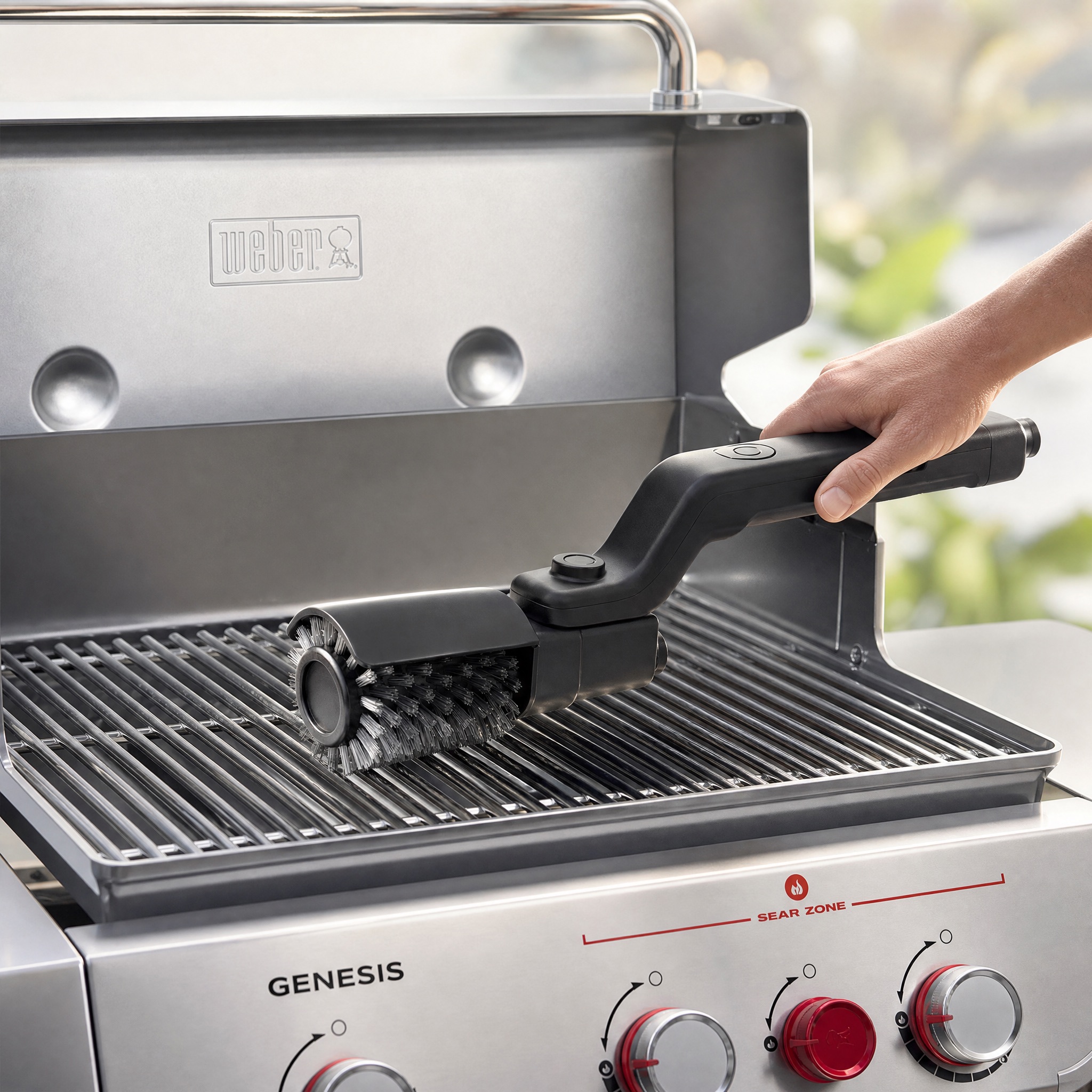 Vahrelo GrillMaster Pro cordless electric grill brush with 180-degree rotating head